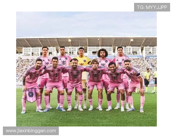 🔥梅老板把迈阿密过成阿根廷!这对老两口的热情比火还旺(1)